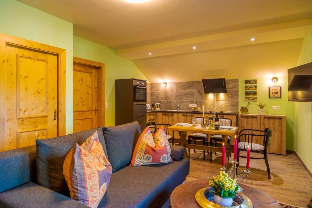 Putzenhof Appartements Großkirchheim Esterno foto