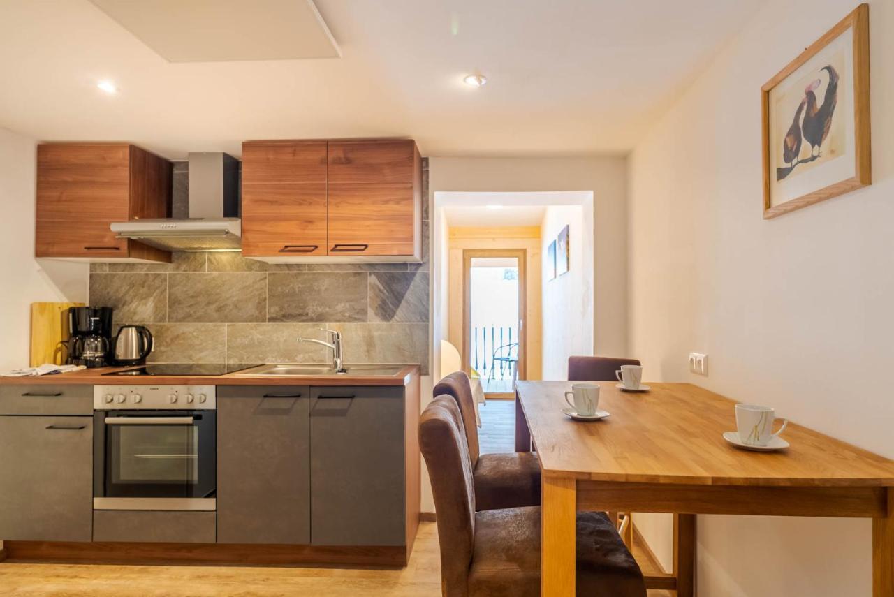 Putzenhof Appartements Großkirchheim Esterno foto